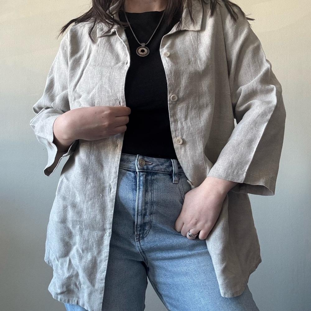 Light Beige Linen Buttondown Long Sleeve